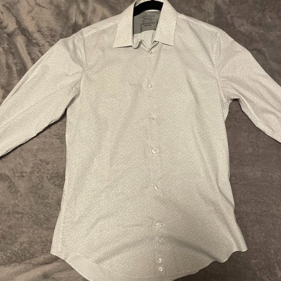 Calvin Klein W/ Temperature Regulation - 14-14 1/2, S, 32/33 - Picture 1 of 1